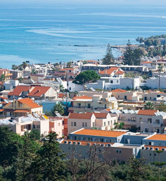 Visitare Agia Marina