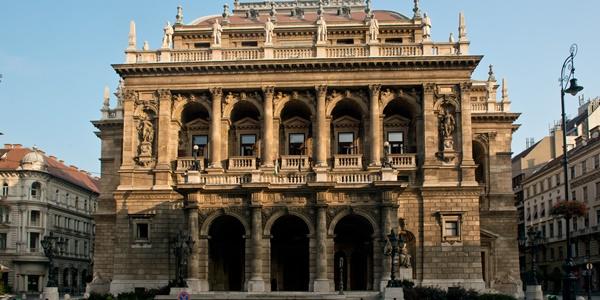 Magyar Állami Operaház di Budapest