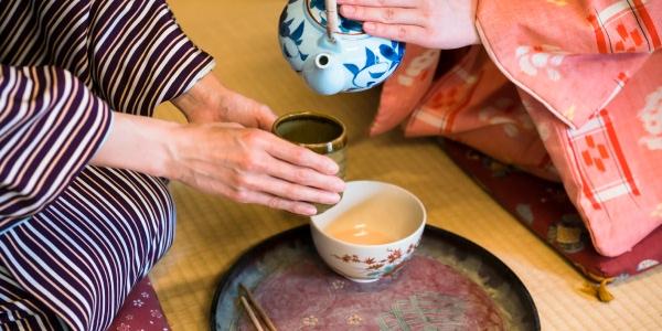 Imparare le usanze locali 