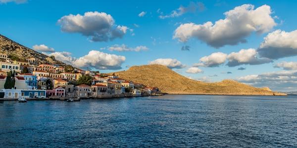 Relax e avventura sulla spiaggia di Livadaki