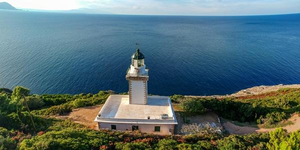 Faro di Capo Gouroni