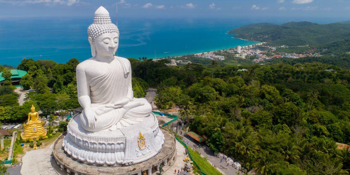 l grande Buddha, l’icona spirituale di Phuket