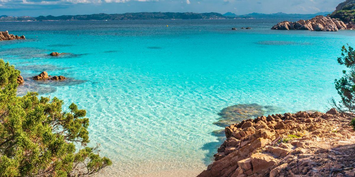 Dove si trova la Spiaggia Rosa in Sardegna