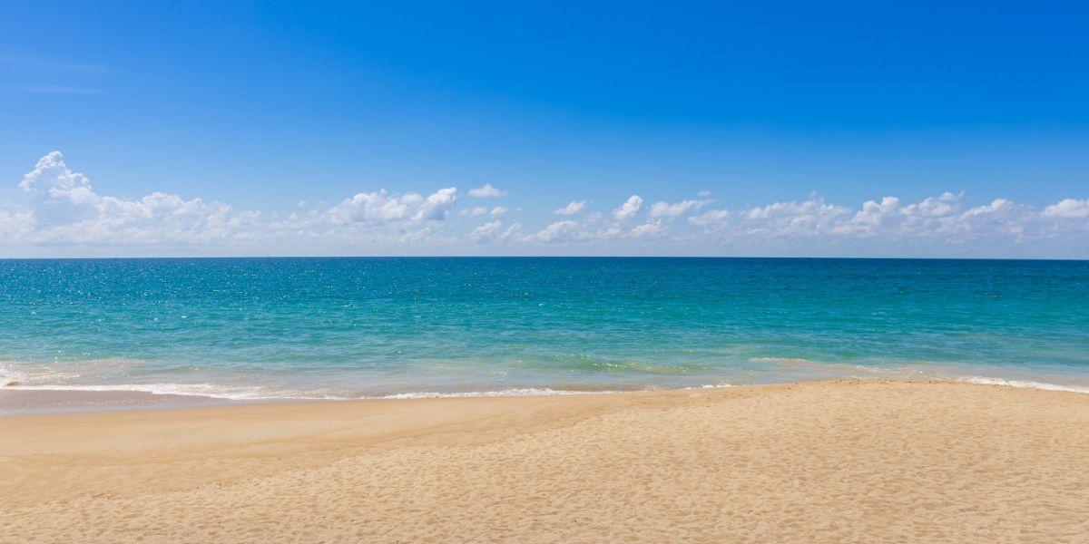 La Mai Khao Beach di Phuket