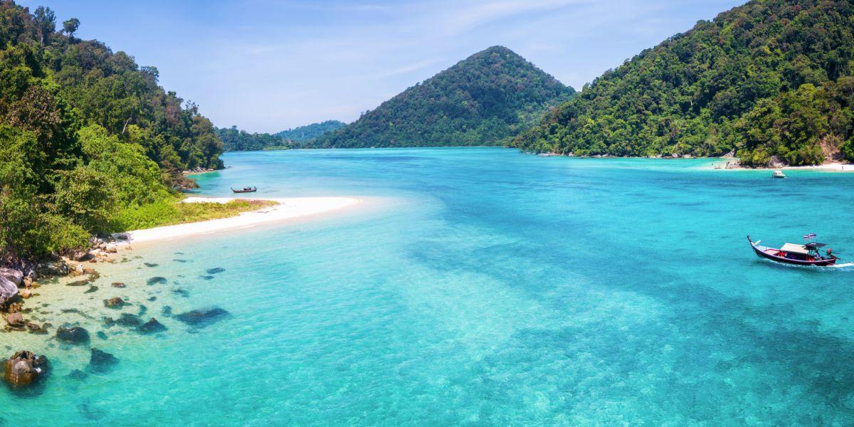 Alla scoperta della Surin Beach