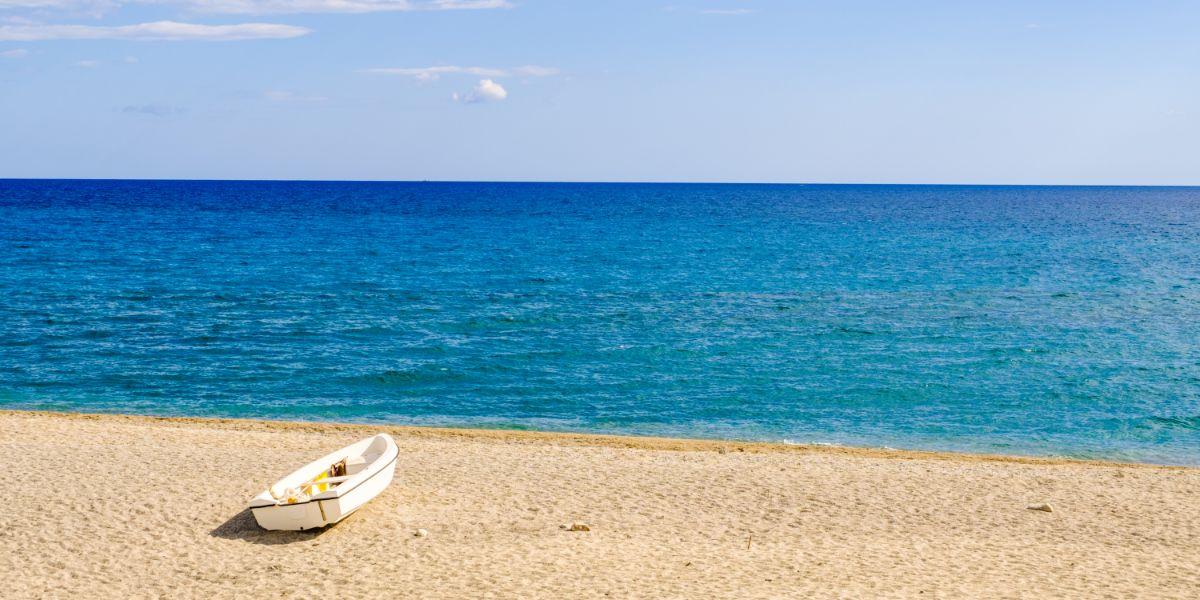  Le più belle spiagge di sabbia della Calabria: Roccella Ionica 