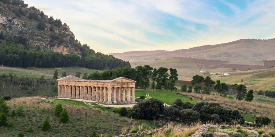 Cosa vedere in Sicilia occidentale? Scopri il parco di Segesta 