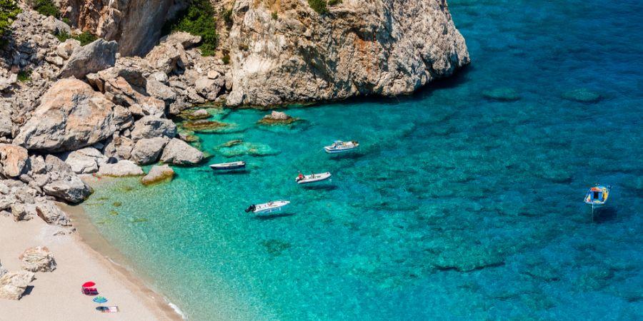 Quali sono le spiagge più belle di Karpathos? Scopri Kyra Panagia  