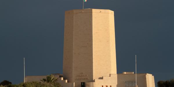 El Alamein tra mare e storia