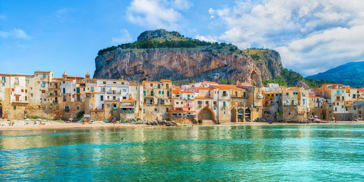 Cefalù: tra le spiagge per bambini in Italia più belle