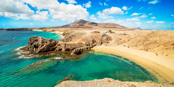 Lanzarote: vacanze a novembre tra vulcani e spiagge