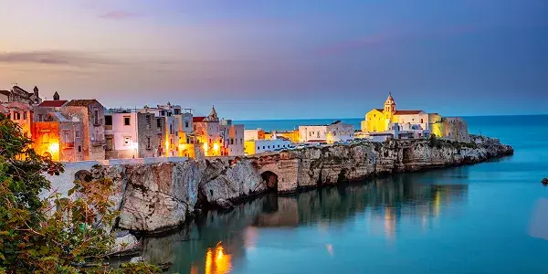Dove andare al mare in Puglia? Scopri Vieste
