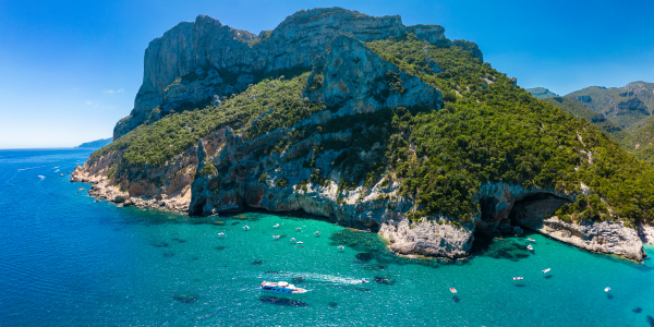 Cala Sisine e Cala Biriola: natura e avventura
