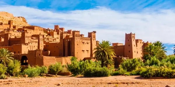 Marocco e itinerari: il sud tra deserti, kasbah e culture berbere