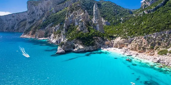 Cala Goloritzé: una perla tra le spiagge della Sardegna