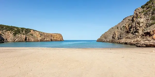 Cala Domestica, tra storia e natura