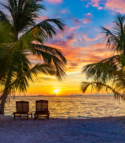 Tramonto sull'Oceano Indiano Maldive