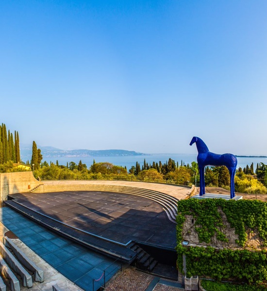D’Annunzio e il Garda: dal Vittoriale a altri luoghi simbolo  | Racconti di viaggio Alpitour