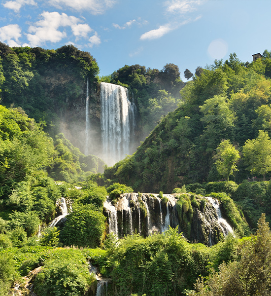 Le 10 cascate più belle d'Italia, tutte da scoprire!